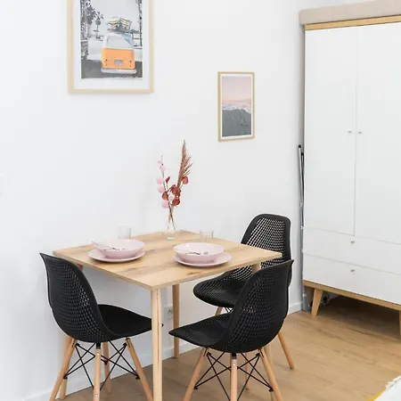 Oscar, A4 Apartment