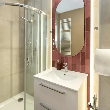 Apartmán Oscar, A4 *